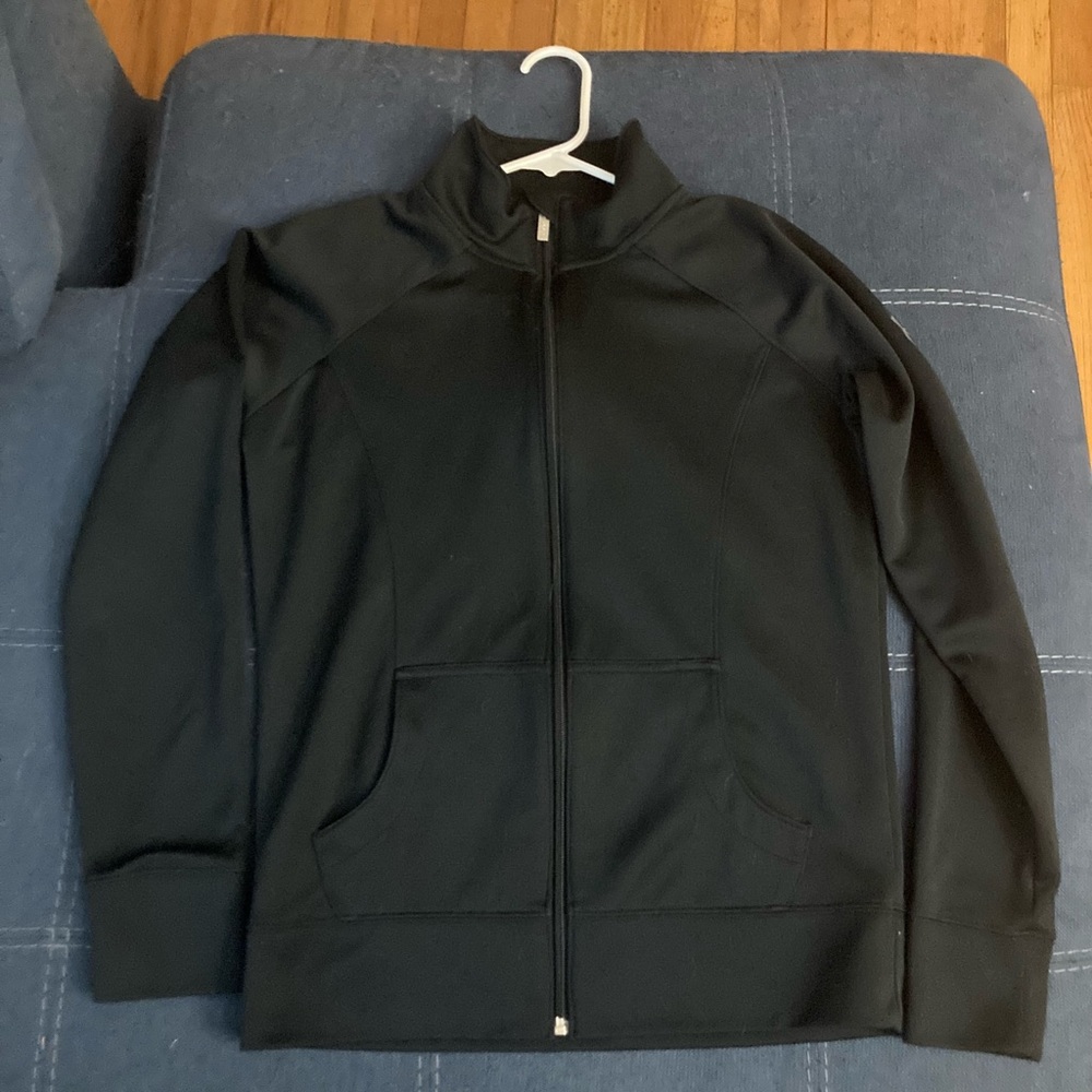 Underarmour zip up jacket size S